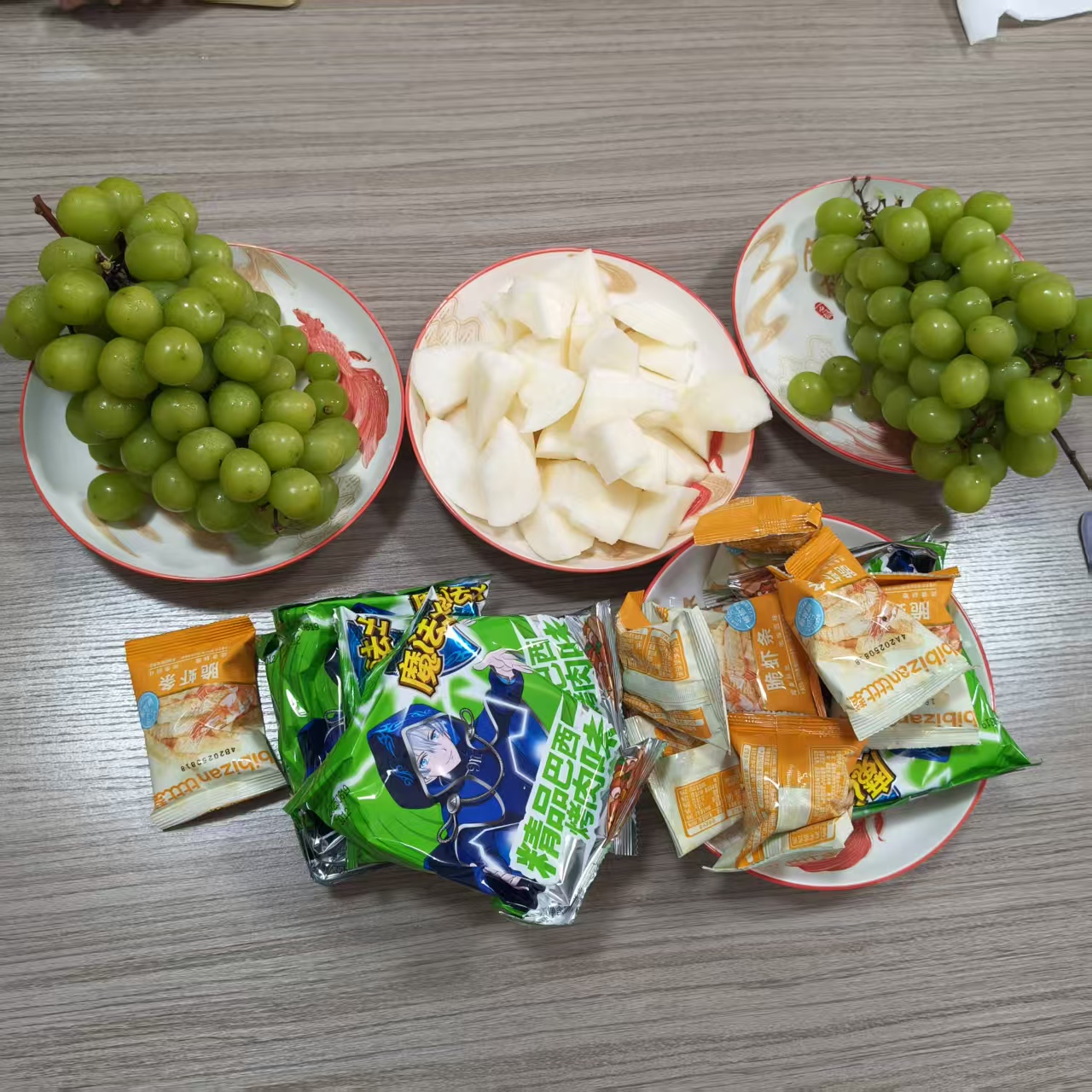 आमच्या दुपारच्या चहाच्या ब्रेकसह रिचार्जिंग